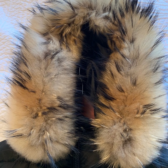 Moncler Khloe Jacket - Picture 2 of 8